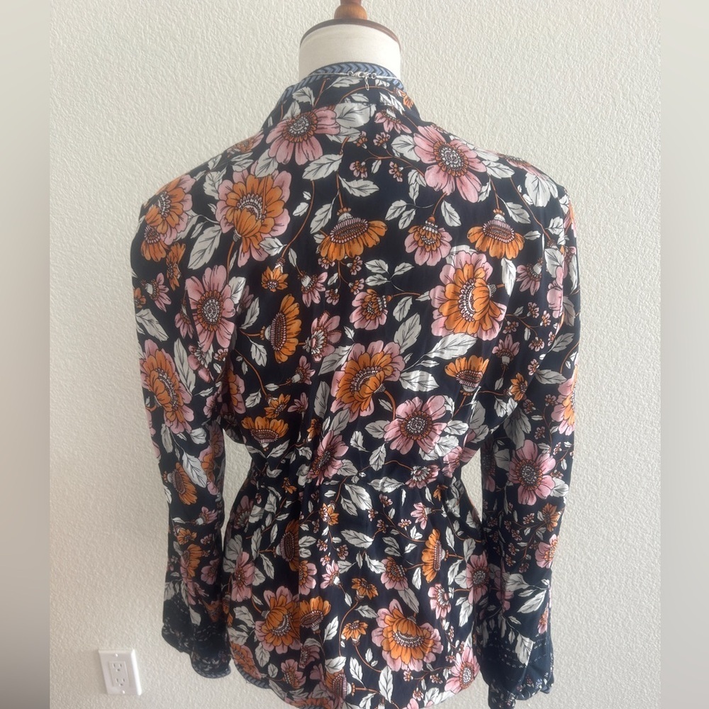 Jaase Navy and Orange Patterned Kimono - Picture 4 of 5